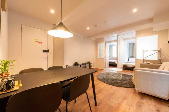 YEAH ROOM NAMBA 大阪