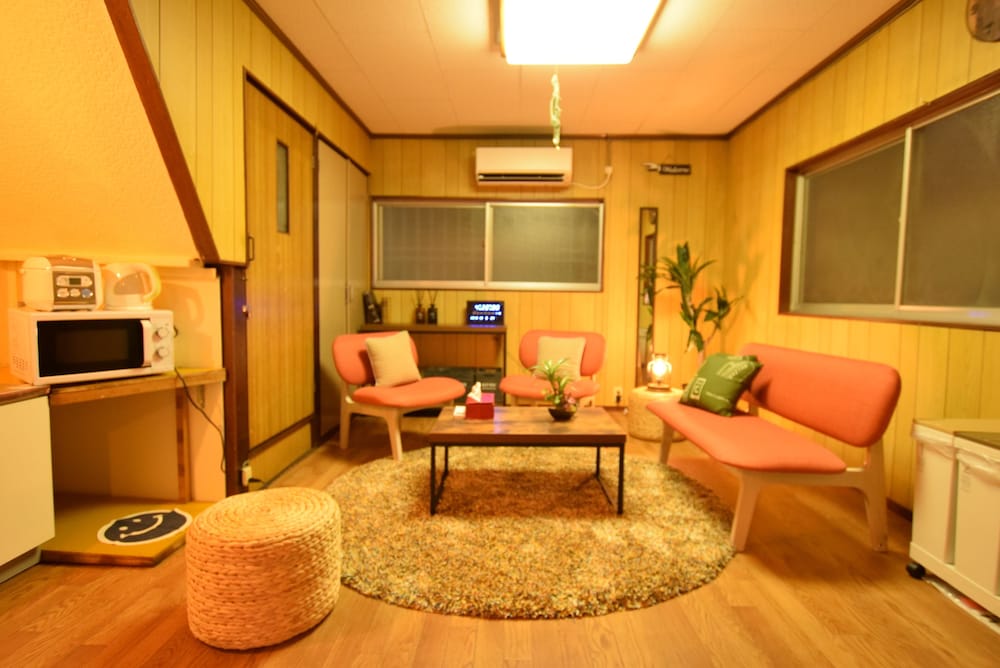 GORAKU HOUSE OSAKA 大阪