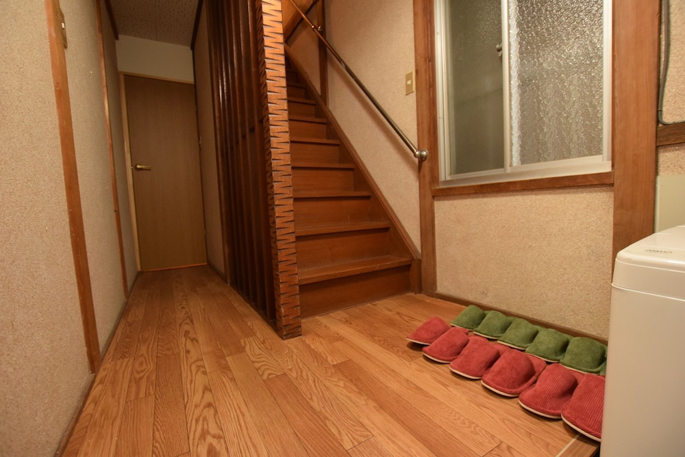 GORAKU HOUSE OSAKA 大阪