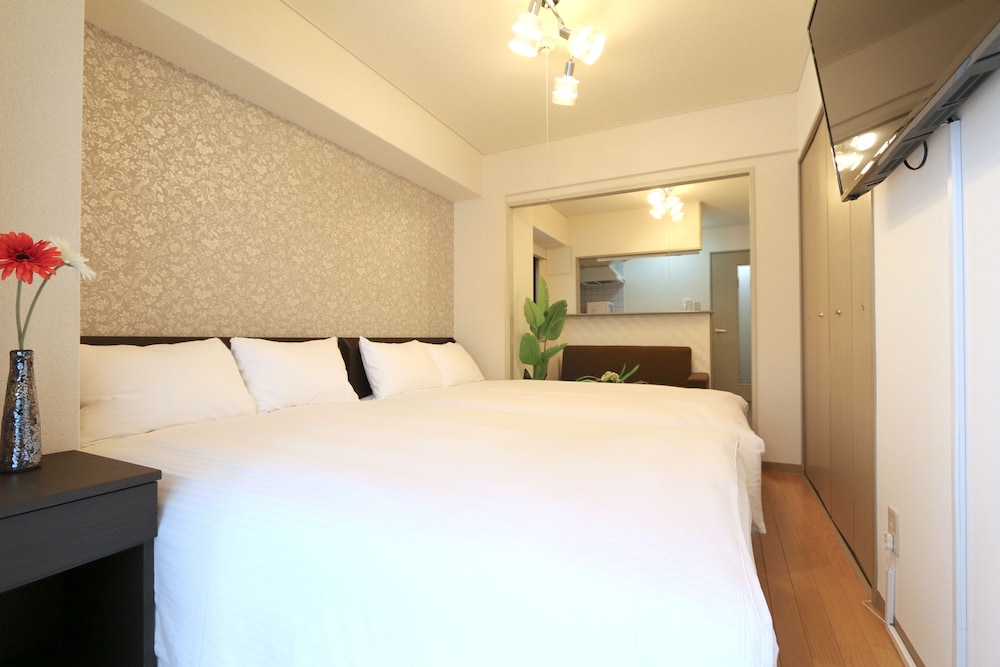 ELIZABETH GARDEN II 大阪