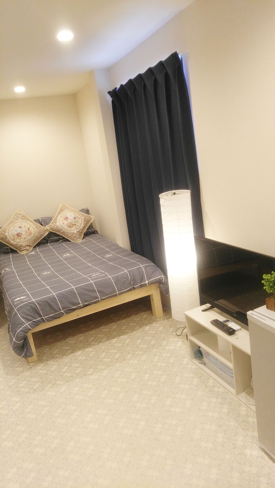 QUEEN'S HOUSE 大阪