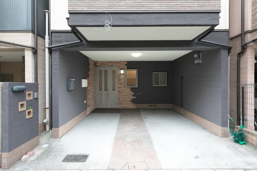 ユニバーサルハウス 大阪