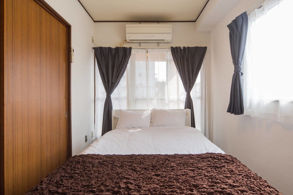 ALEX'S HOME KUROMON 大阪
