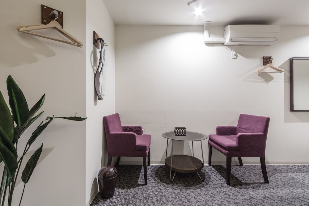 ALEX'S HOME KUROMON 大阪