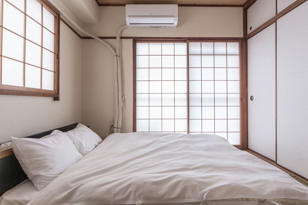 ALEX'S HOME KUROMON 大阪