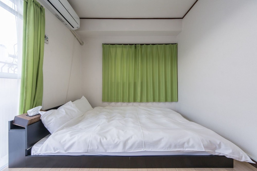 ALEX'S HOME KUROMON 大阪