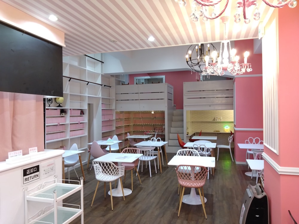 CAFE & HOSTEL きみといちご 大阪