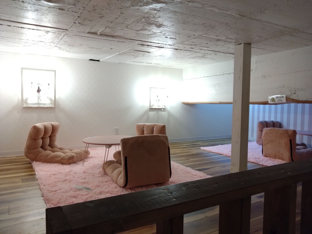 CAFE & HOSTEL きみといちご 大阪