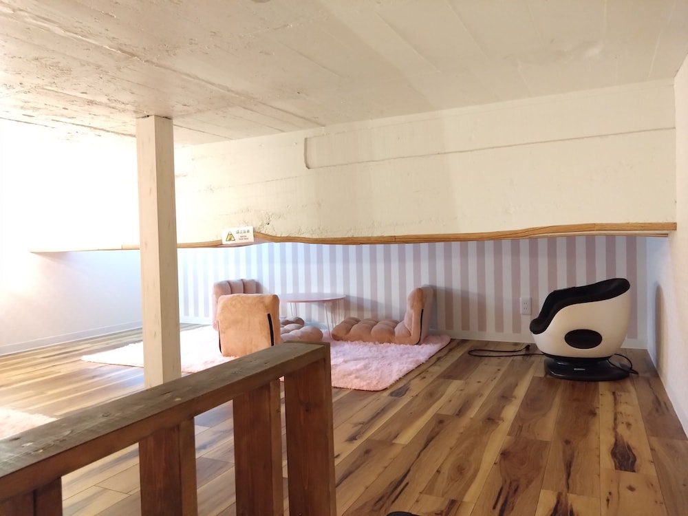 CAFE & HOSTEL きみといちご 大阪
