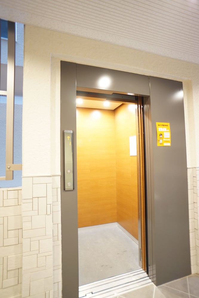 GALAXY APARTMENT 大阪