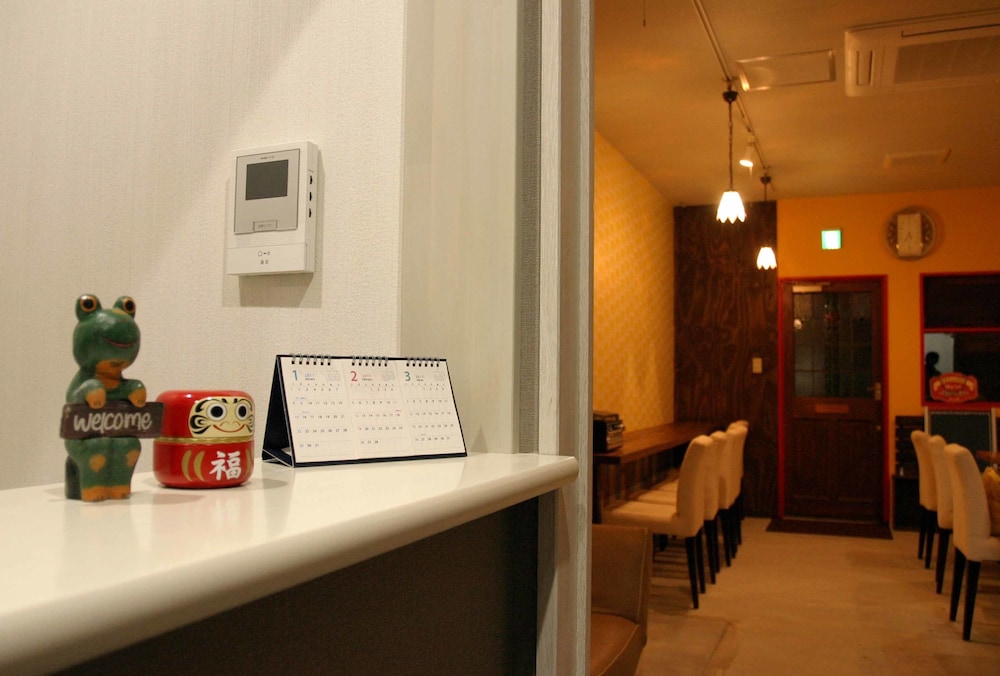 宿カフェ ベッド＆ブレックファースト チェルシーズ レインボウ 大阪