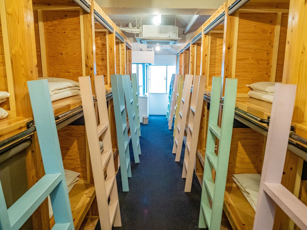 CHARIN CO HOSTEL OSAKA 大阪
