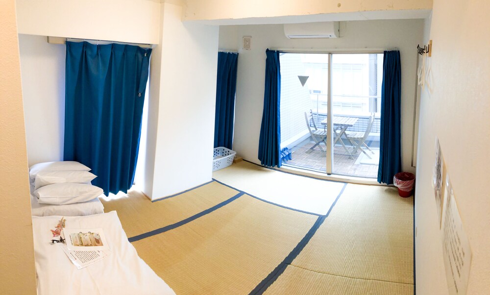 CHARIN CO HOSTEL OSAKA 大阪