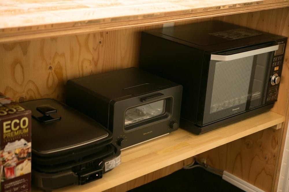 CHARIN CO HOSTEL OSAKA 大阪