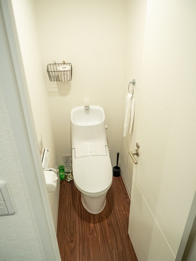 CHARIN CO HOSTEL OSAKA 大阪