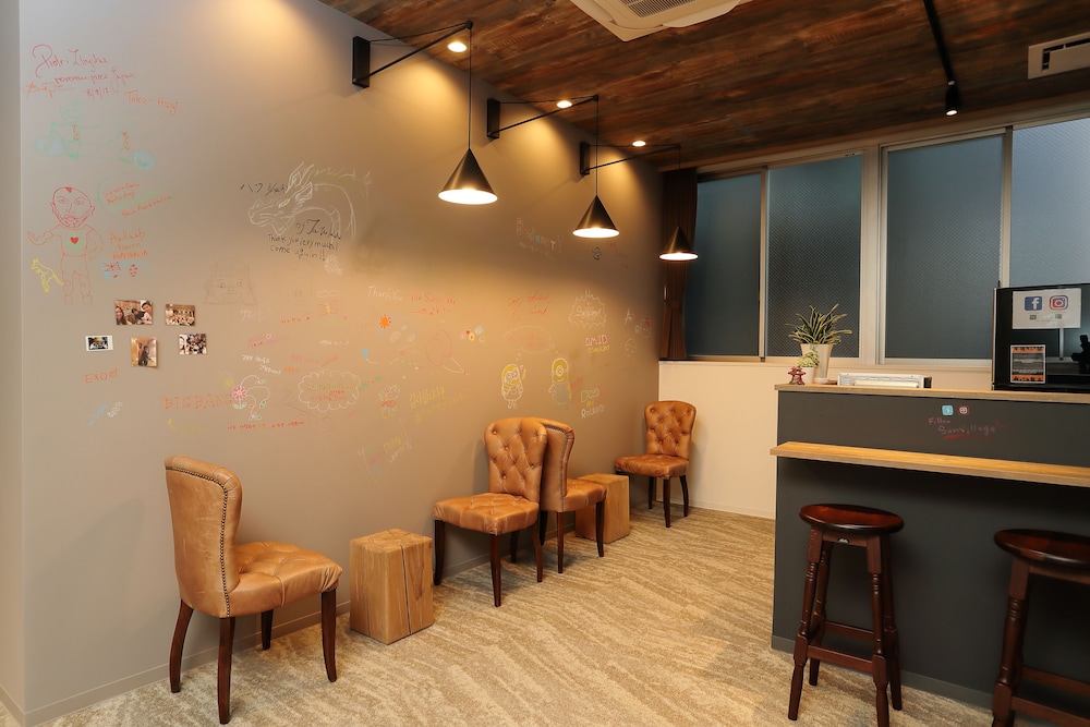 BNB+ 鶴橋店 大阪