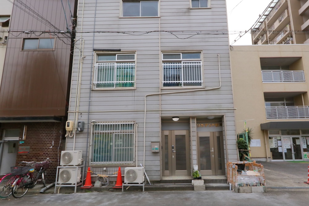 リカデント敷津 民泊 大阪