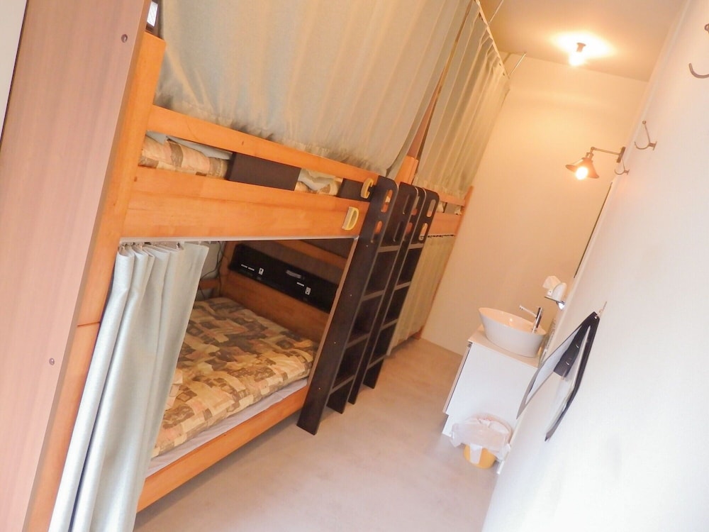 HOSTEL JIN 大阪
