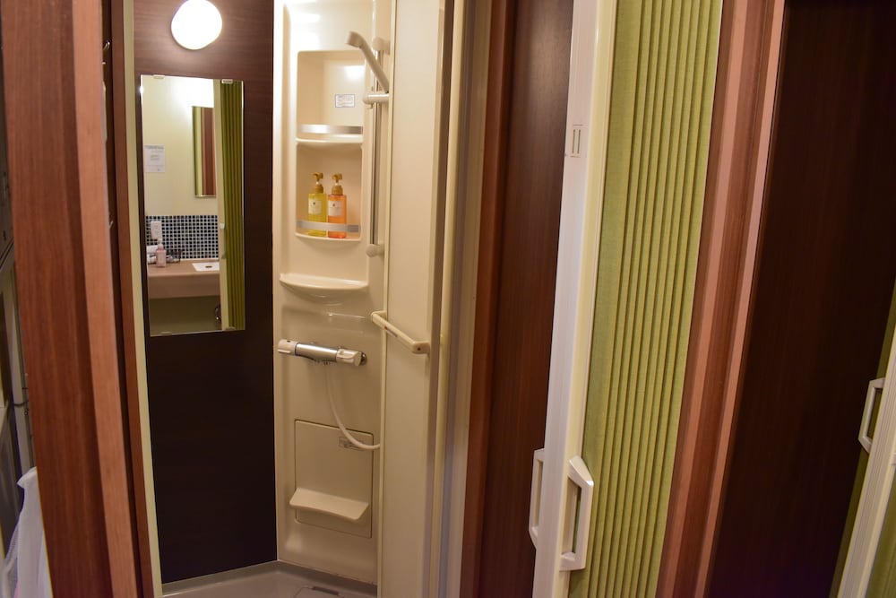 HOSTEL JIN 大阪