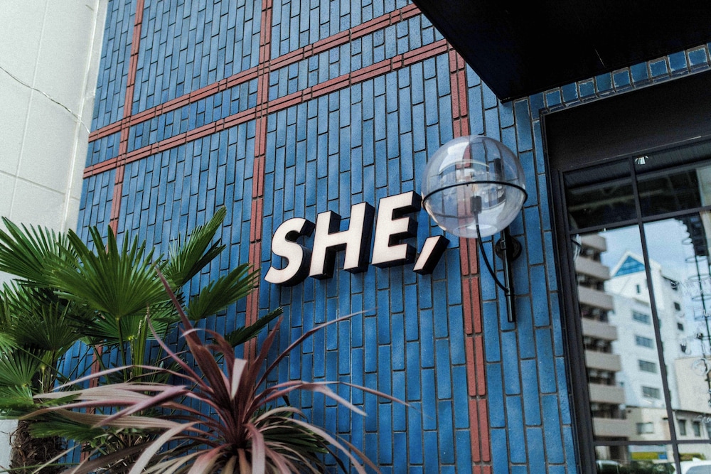 HOTEL SHE、OSAKA 大阪