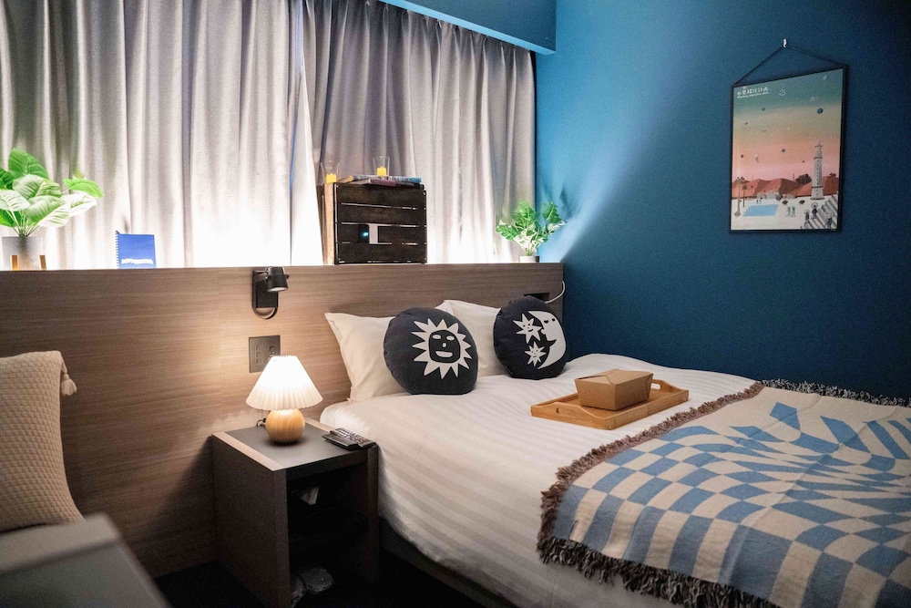 HOTEL SHE、OSAKA 大阪