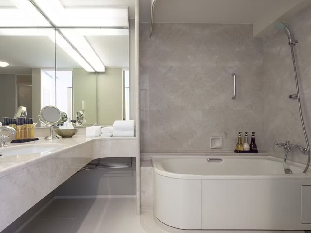 ザ・プリンス 京都宝ヶ池、オートグラフ コレクション 京都