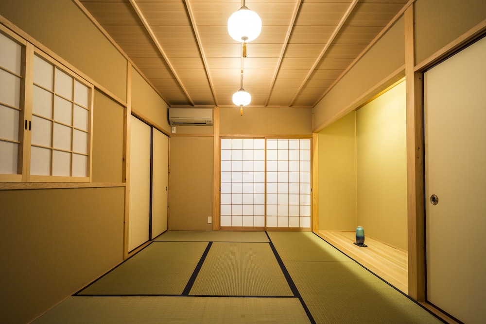 京宿屋ぐんじょう庵 京都