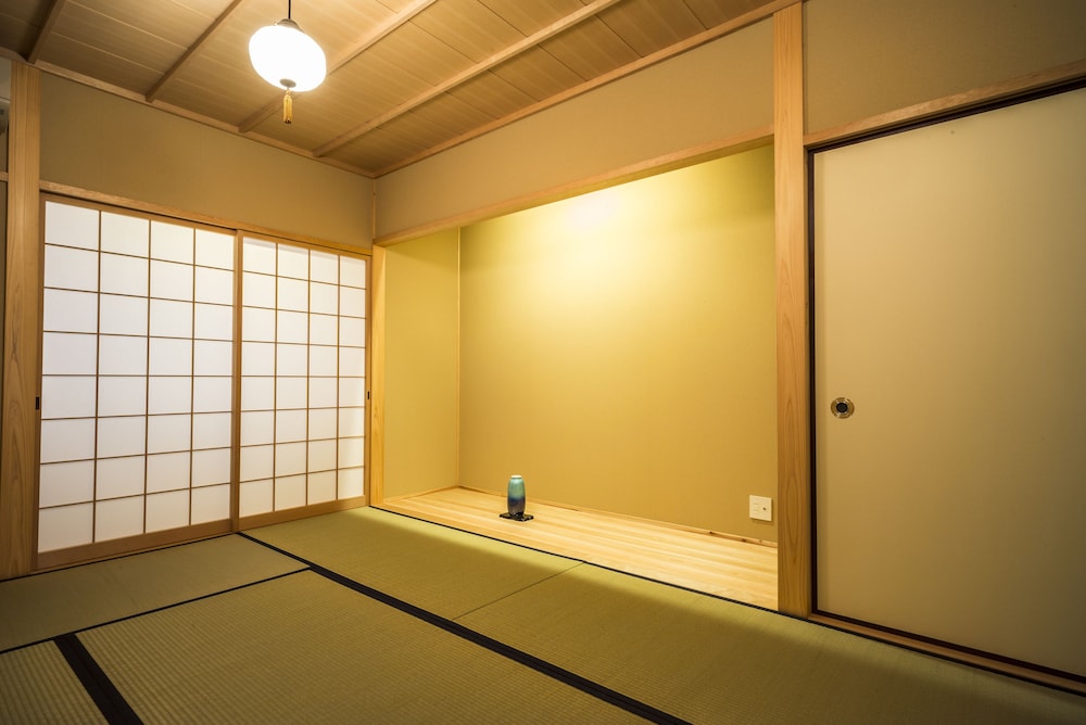 京宿屋ぐんじょう庵 京都
