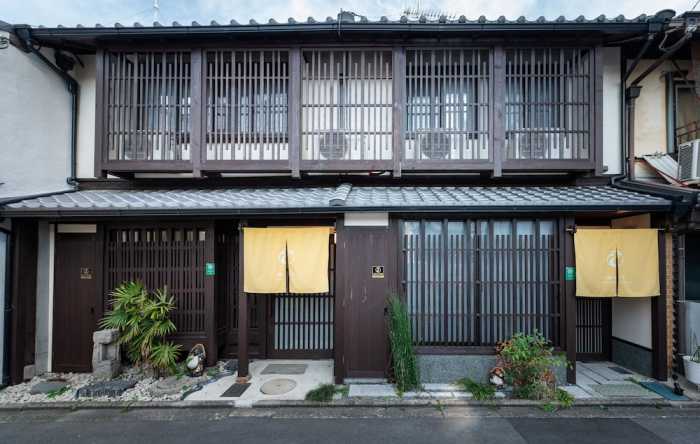 雲町屋 月輪 上弦 KUMOMACHIYA TUKINOWA JOGEN 京都