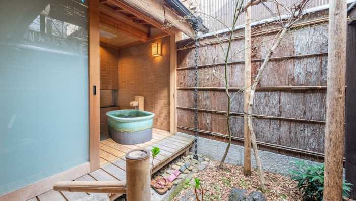 雲町屋 月輪 上弦 KUMOMACHIYA TUKINOWA JOGEN 京都