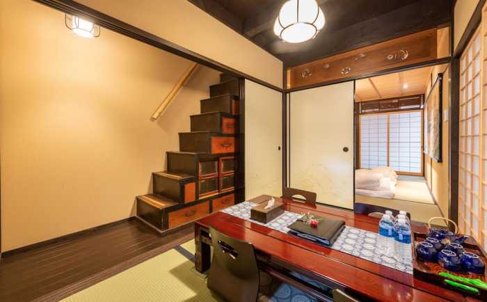 雲町屋 月輪 上弦 KUMOMACHIYA TUKINOWA JOGEN 京都