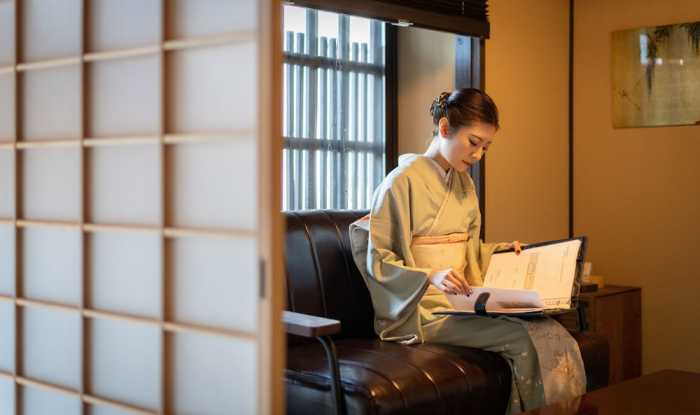雲町屋 月輪 上弦 KUMOMACHIYA TUKINOWA JOGEN 京都