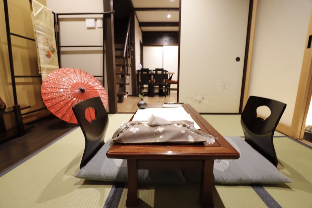 雲町屋 月輪 下弦 KUMOMACHIYA TUKINOWA KAGEN 京都