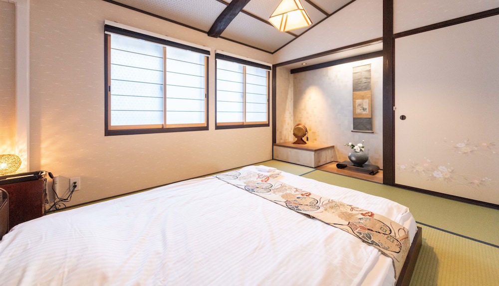 雲町屋 月輪 下弦 KUMOMACHIYA TUKINOWA KAGEN 京都