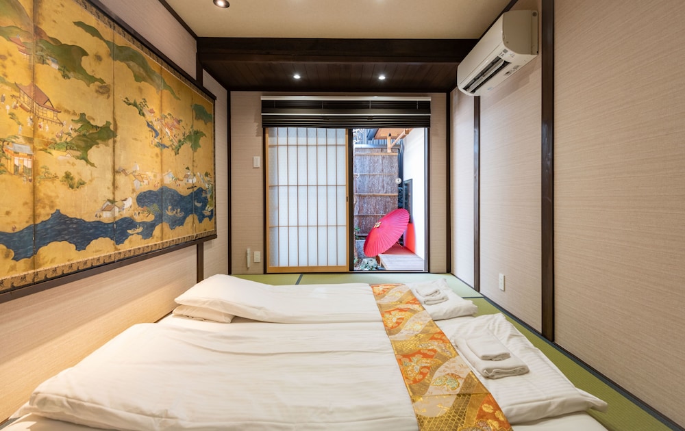 雲町屋 月輪 下弦 KUMOMACHIYA TUKINOWA KAGEN 京都