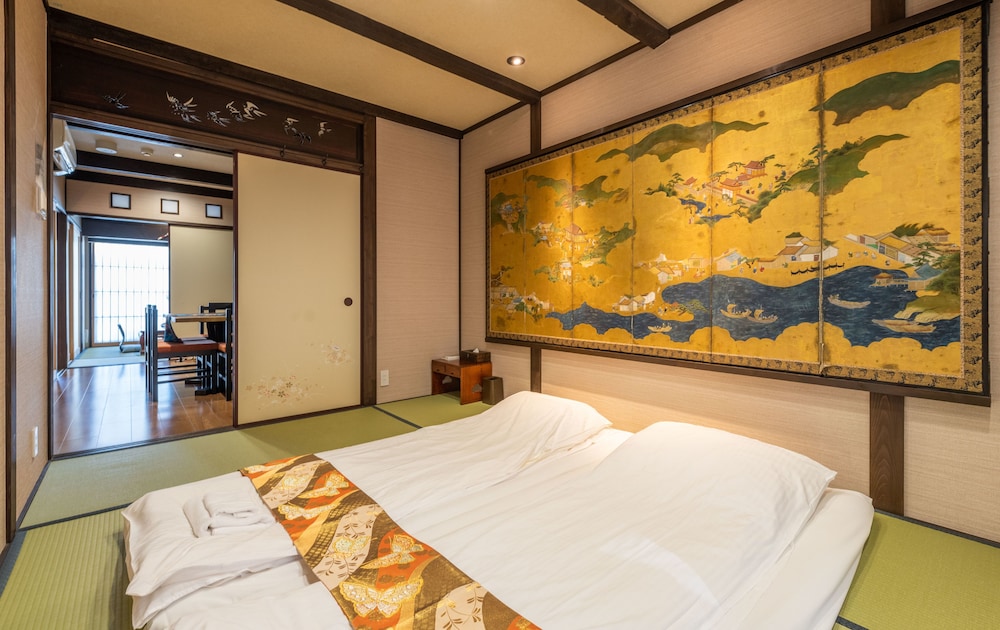 雲町屋 月輪 下弦 KUMOMACHIYA TUKINOWA KAGEN 京都