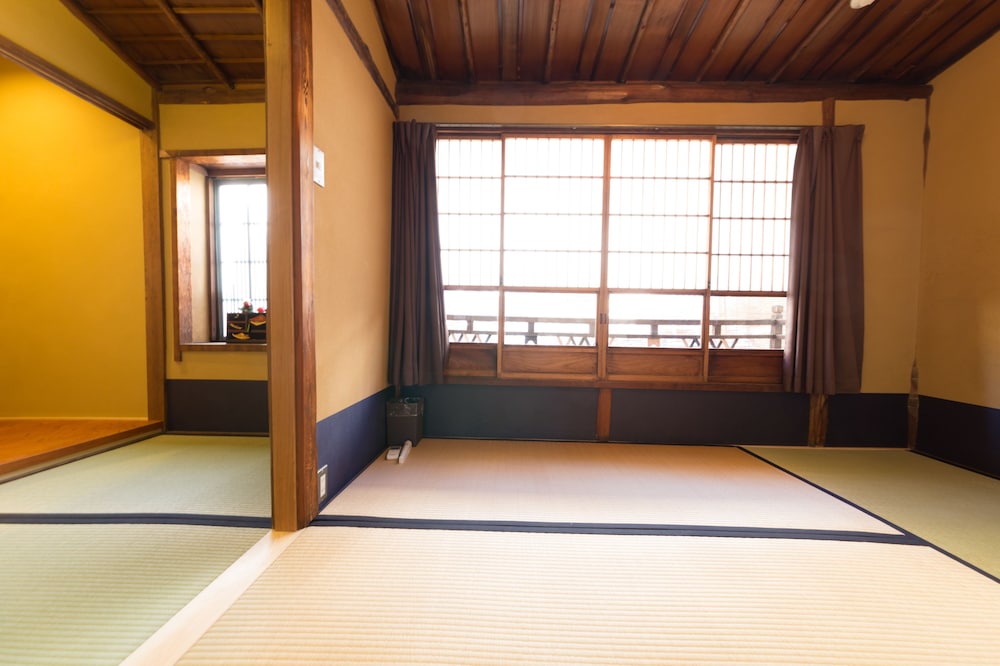 雲町屋 祇園花見 KUMOMACHIYA GIONHANAMI 京都