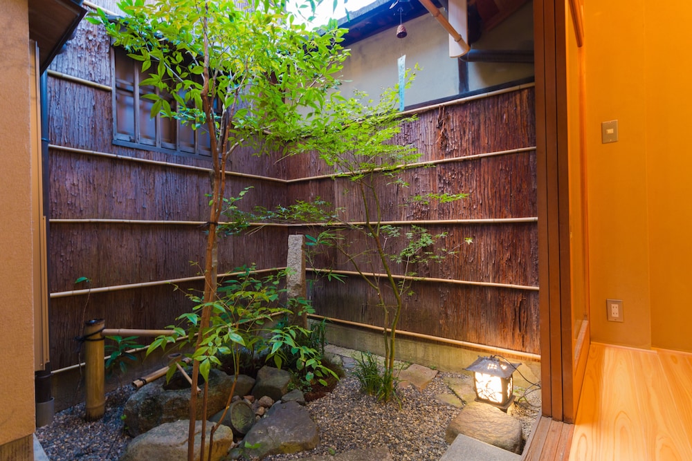 雲町屋 祇園花見 KUMOMACHIYA GIONHANAMI 京都