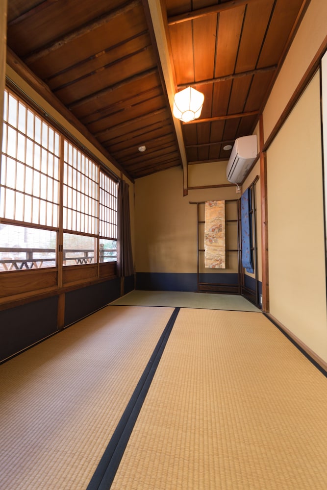 雲町屋 祇園花見 KUMOMACHIYA GIONHANAMI 京都