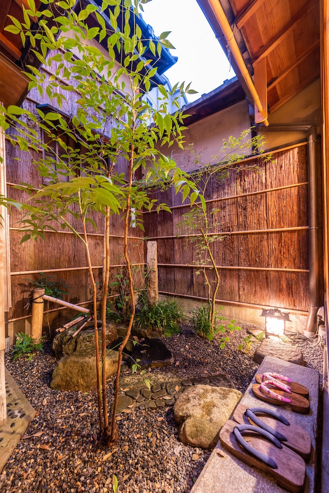 雲町屋 祇園花見 KUMOMACHIYA GIONHANAMI 京都