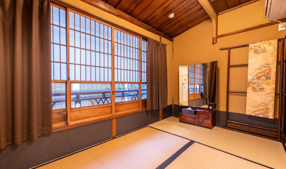 雲町屋 祇園花見 KUMOMACHIYA GIONHANAMI 京都