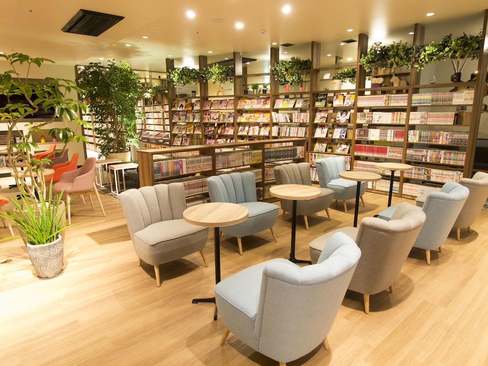 COMICS & CAPSULEHOTEL コミカプ京都新京極店 京都