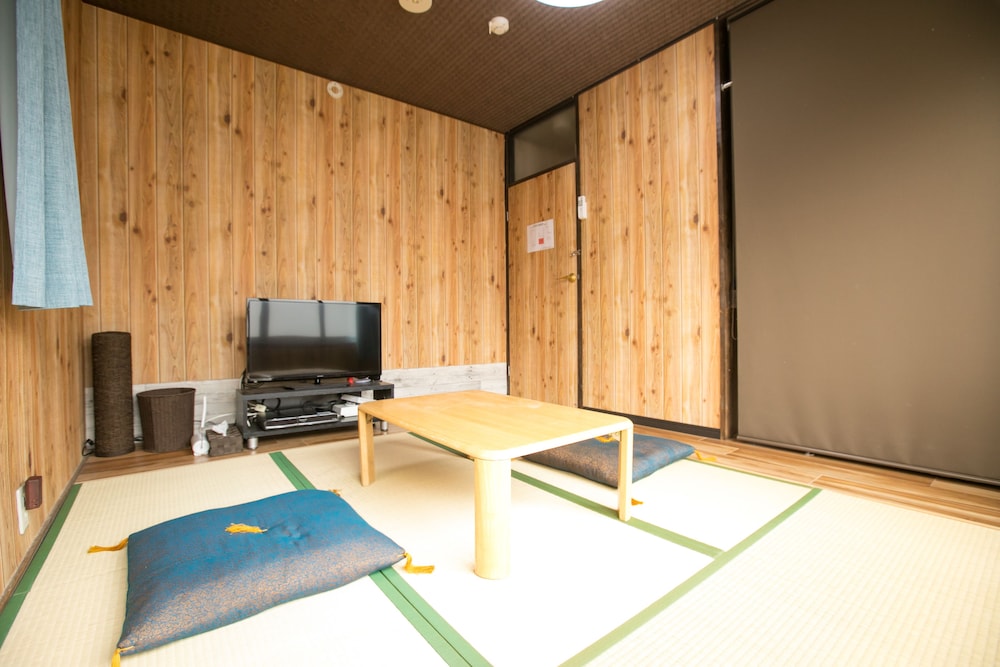 稲荷墨染庵 京都