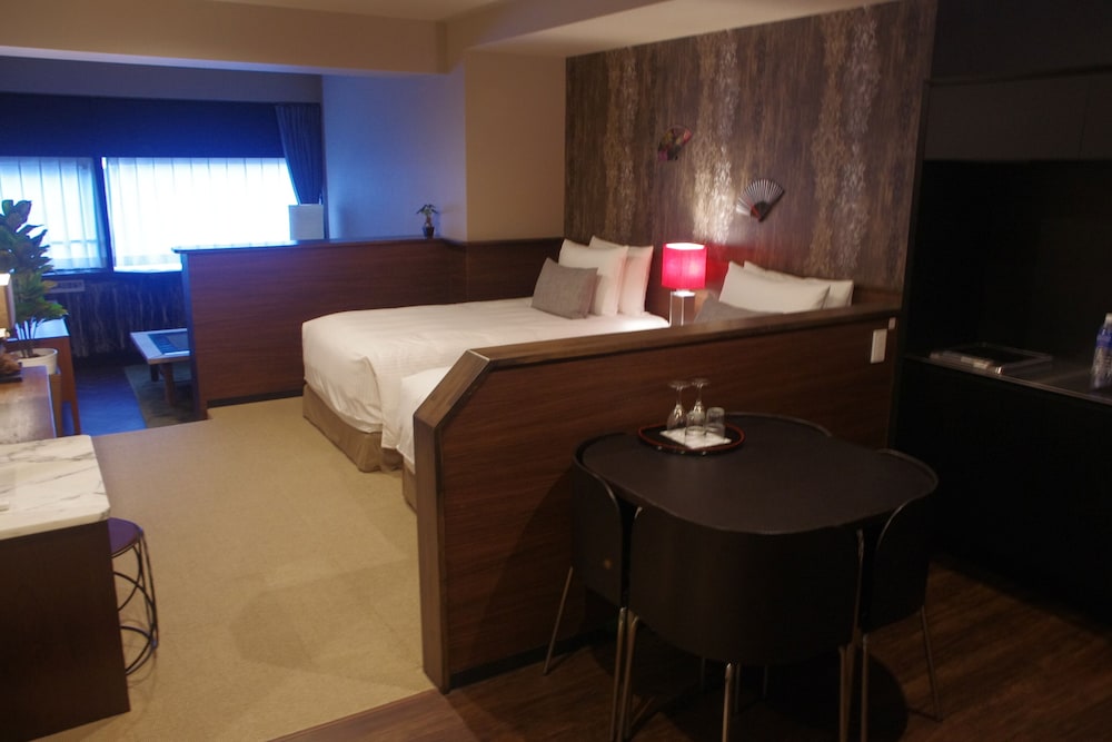 R&RUN KYOTO SERVICED APARTMENT & SUITES 京都