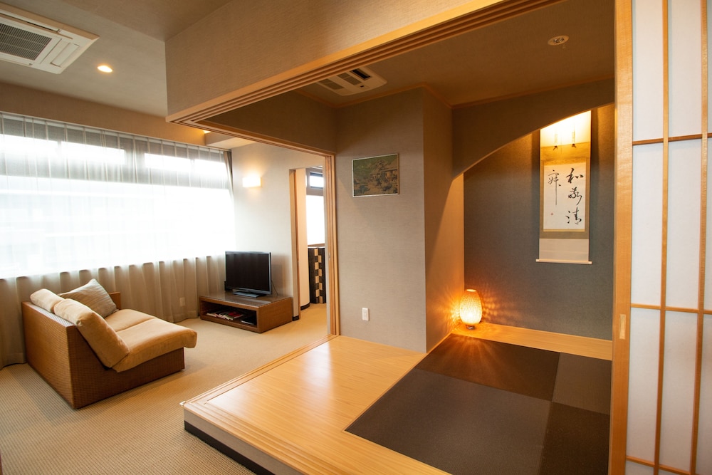 R&RUN KYOTO SERVICED APARTMENT & SUITES 京都