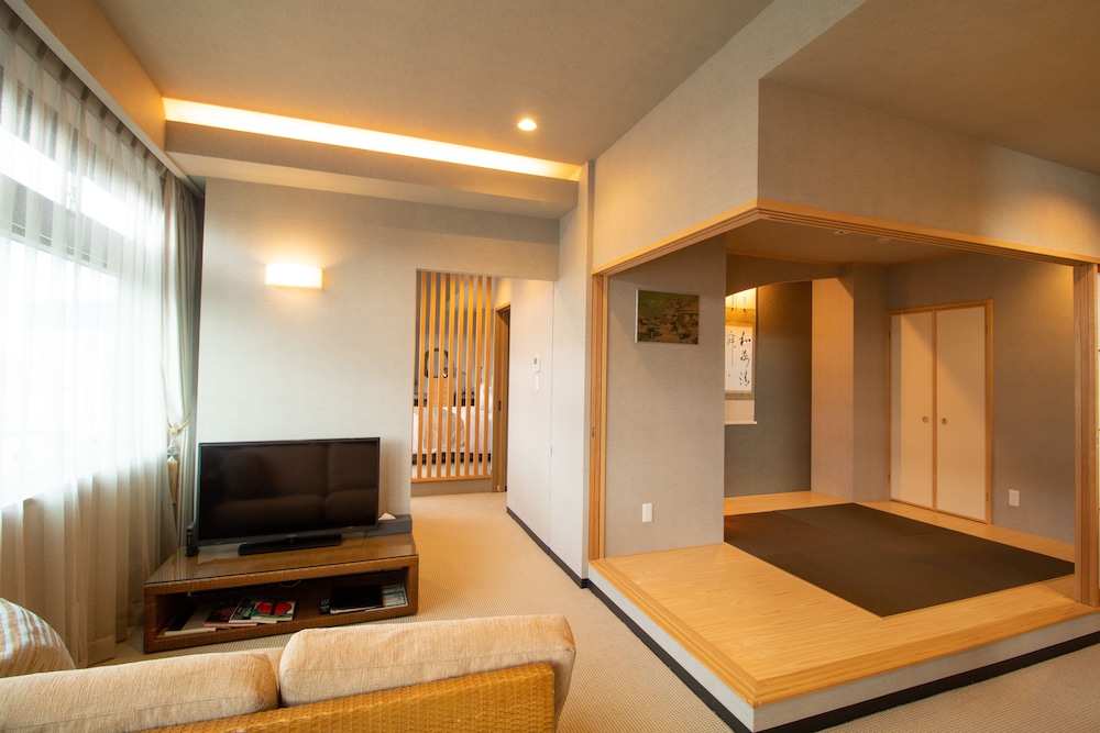 R&RUN KYOTO SERVICED APARTMENT & SUITES 京都