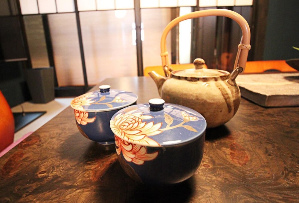 ホスタ二条　葵 京都