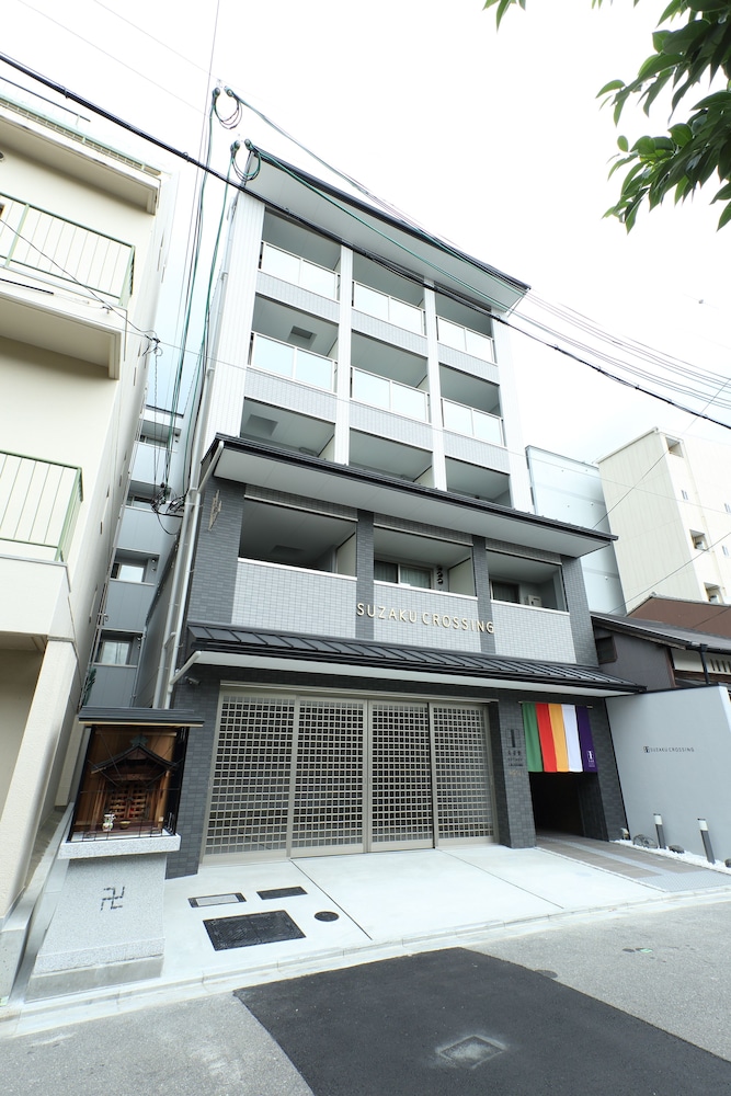 朱雀館　SUZAKU CROSSING 京都