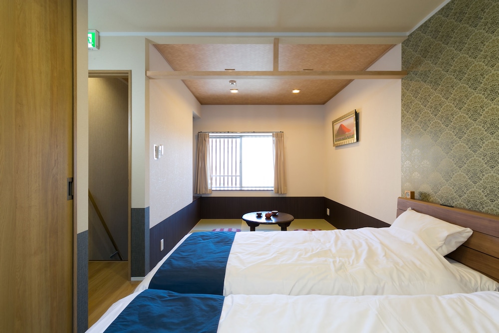 CASA　二条 京都