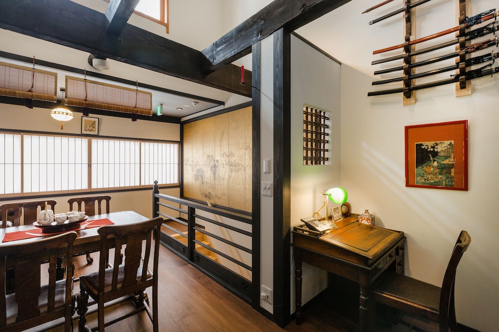 ファーイースト宮川 京都